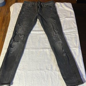 Men’s Forever 21 denim jeans 4button close jeans